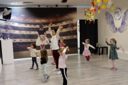 Kalisz Atrakcja Szkoła Tańca Studio Kreacji Ruchu Arlety Piotrowskiej